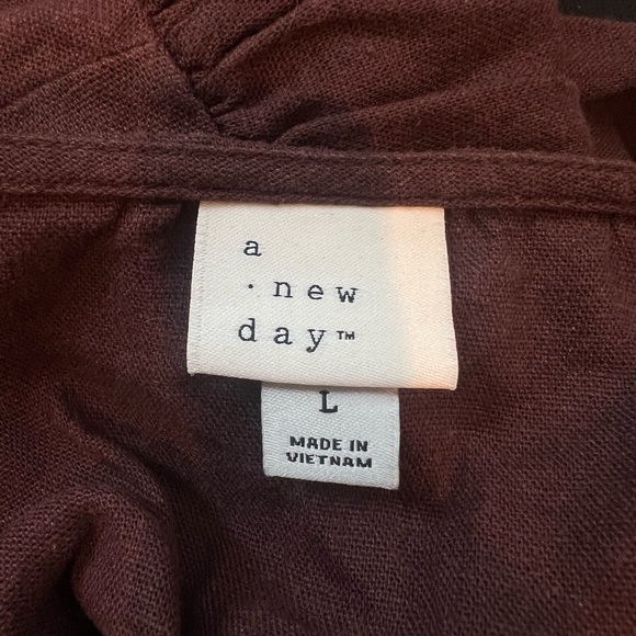 Target Cropped Brown Linen Tie Front Shirt - Large - Picture 2 of 2